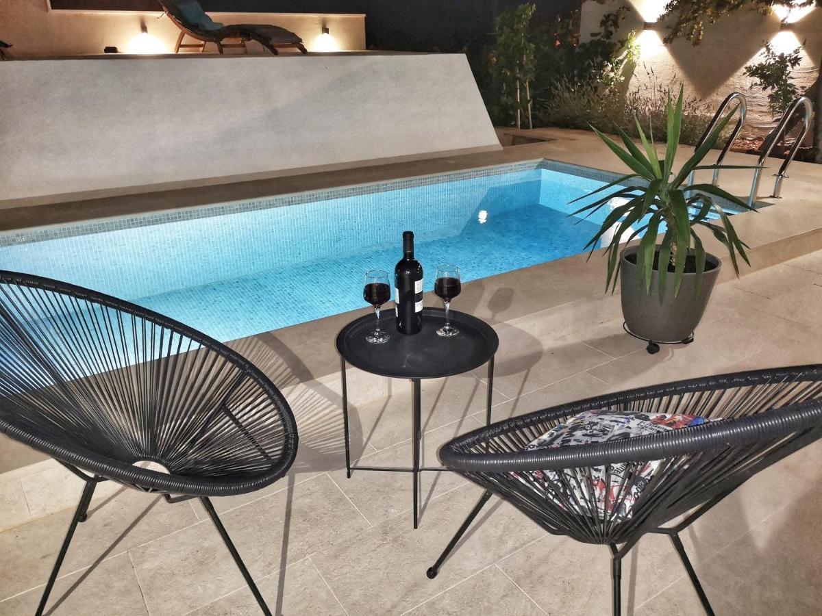 Villa Azzuro Selca  Экстерьер фото