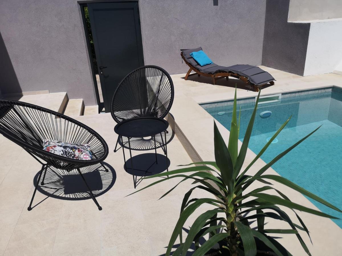 Villa Azzuro Selca  Экстерьер фото